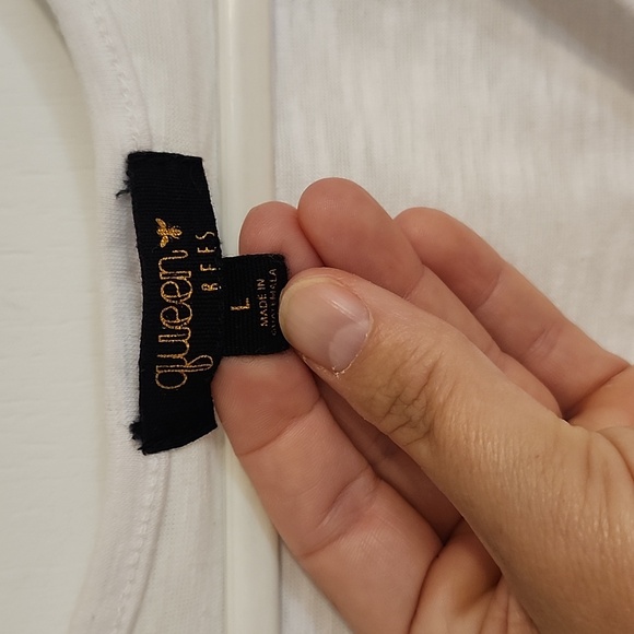 White top large with bottons - Picture 2 of 7